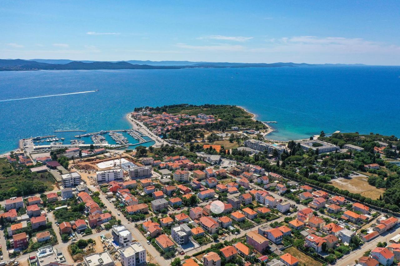 Duffys Apartment Zadar Bagian luar foto